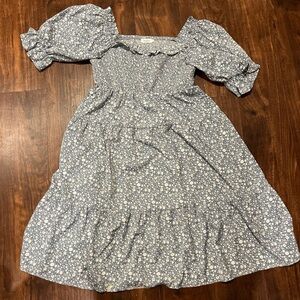 Elegant Blue Floral Midi Dress